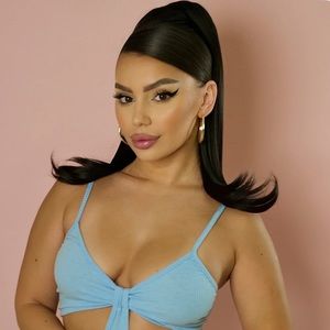 Miona flamingo pony tail I have blonde and brown